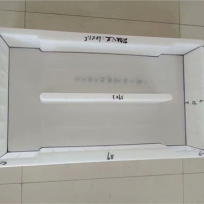 凝聚匠心工艺，铸就高铁精度——探秘巨盛制造的高铁盖板塑料模具艺术结合品质的新革命